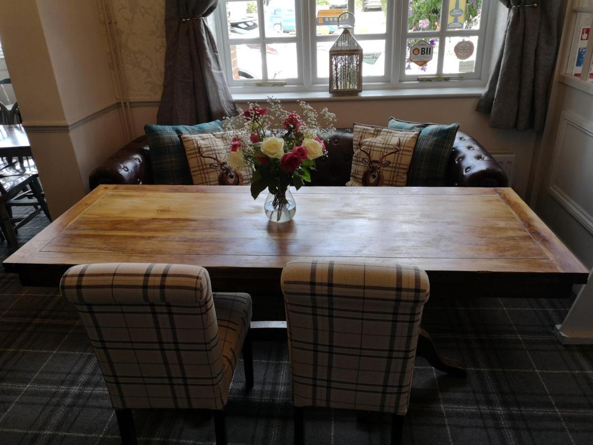Woolpack Inn Chichester Bagian luar foto