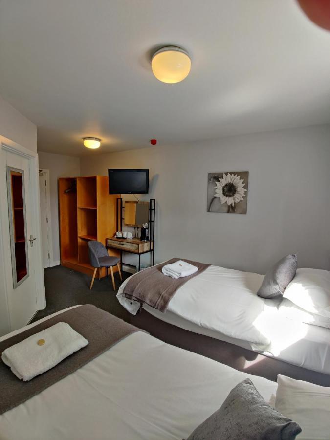 Woolpack Inn Chichester Bagian luar foto
