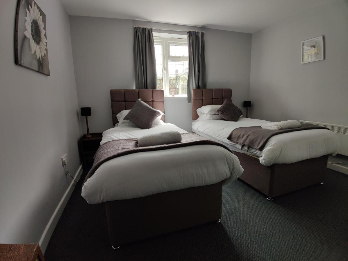 Woolpack Inn Chichester Bagian luar foto